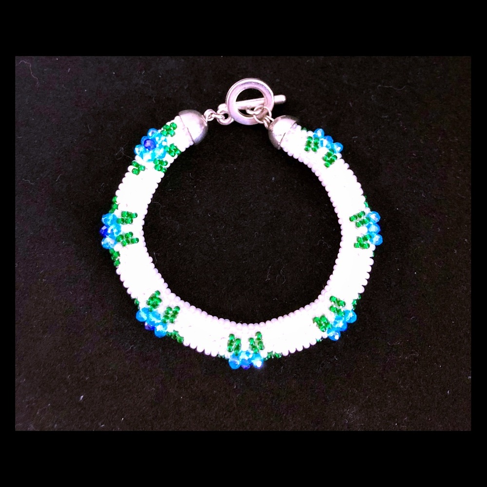 Turkish Flower Beaded Toggle Bracelet
